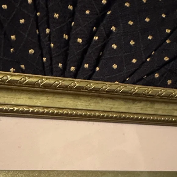 ✨Sweet Vintage Cherub Vibes ✨ Perfect for Cottagecore Walls! - Picture 3 of 5